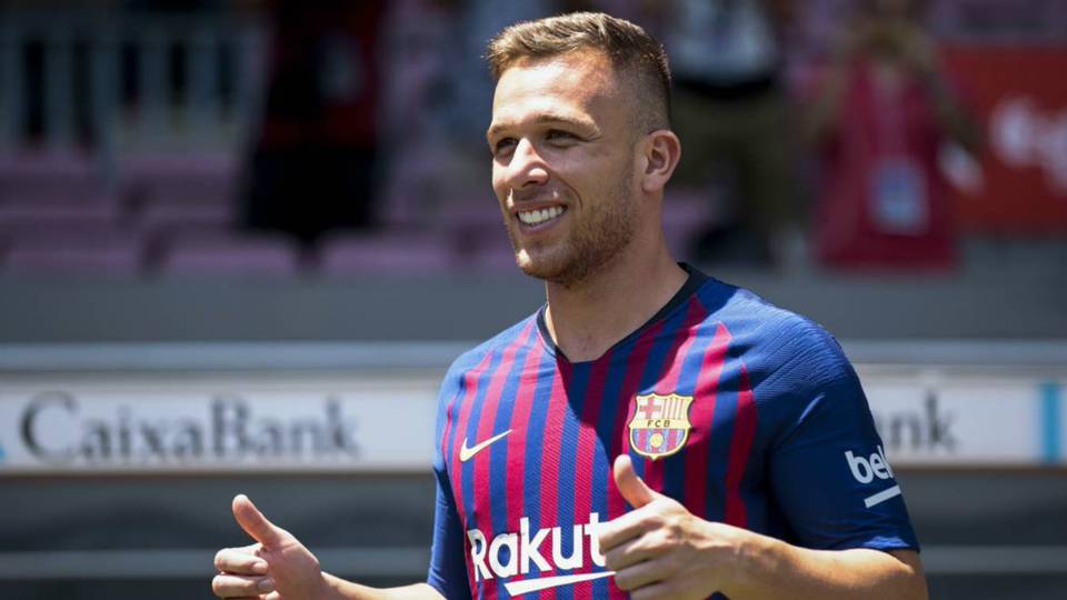 Hành trình vinh quang của tiểu sử cầu thủ Arthur Melo