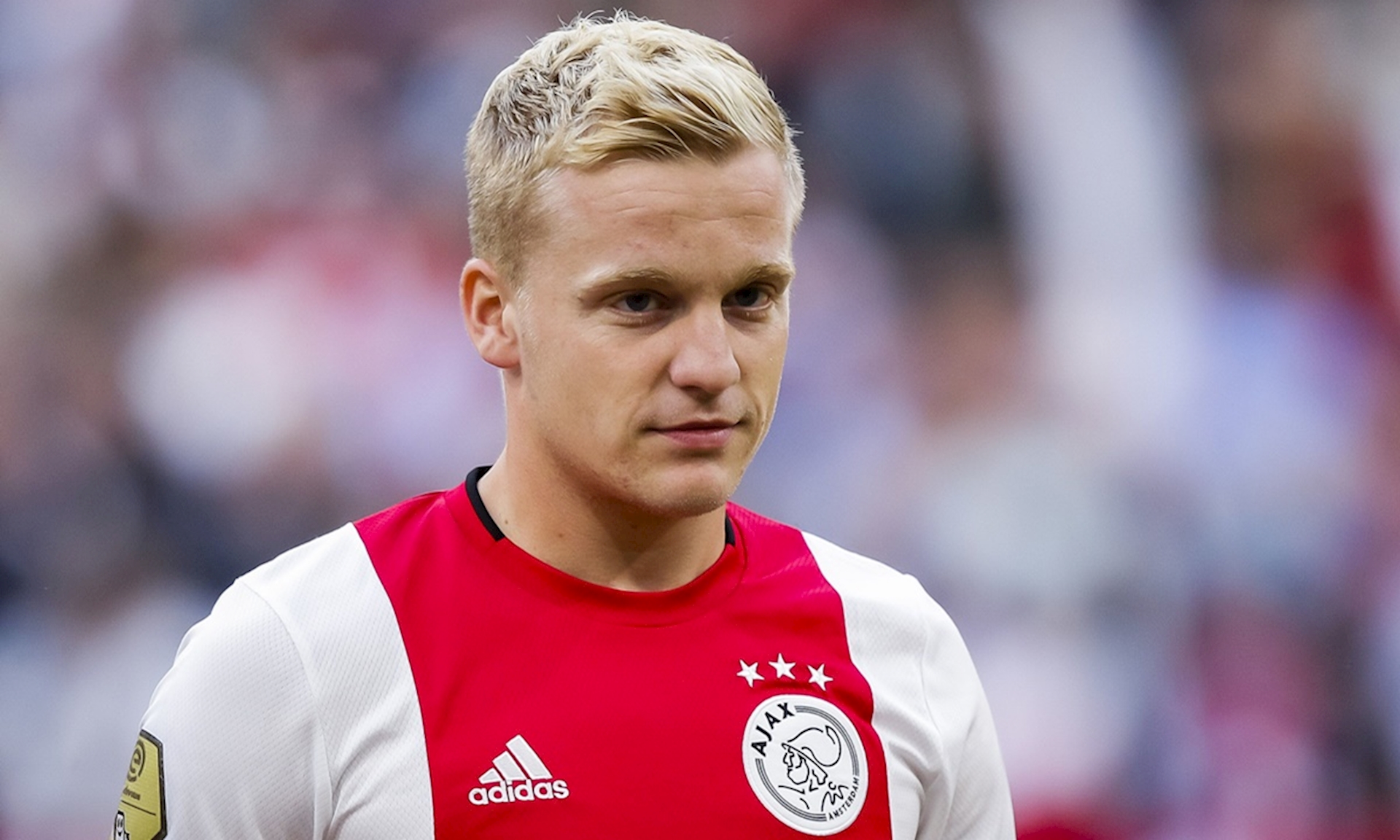 Tiểu sử về cuộc đời sự nghiệp của cầu thủ Donny Van De Beek