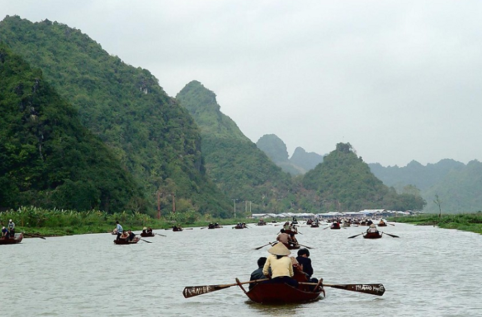 Giải Mã Giấc Mơ Thấy Sông Chi Tiết